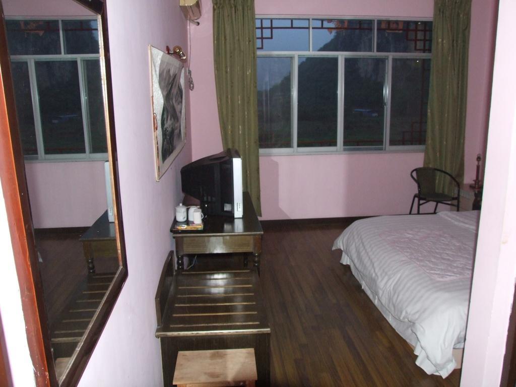 Yangshuo Moon Resort Hotel Esterno foto