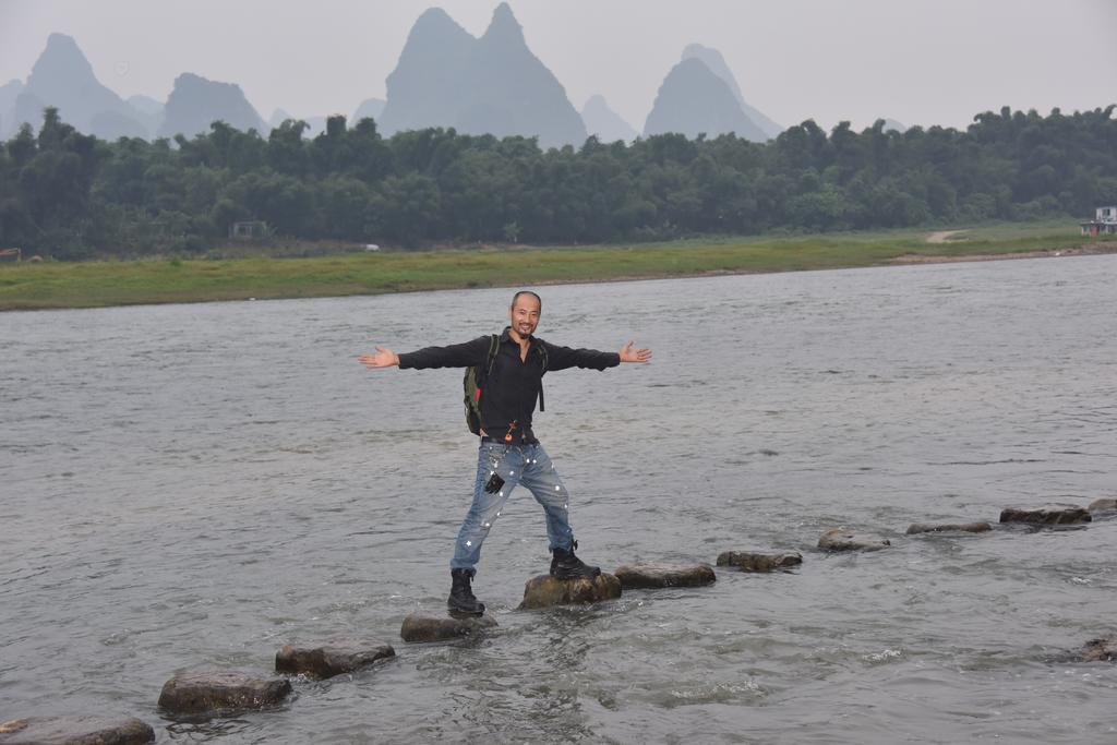 Yangshuo Moon Resort Hotel Esterno foto