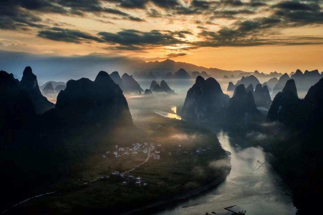 Yangshuo Moon Resort Hotel Esterno foto